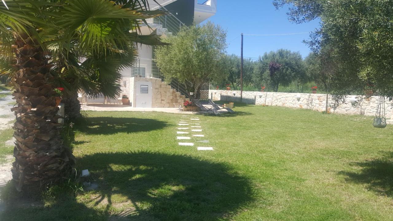 Villa Evita , Athytos Wonderful ,63M2,A/C Afytos Exteriör bild